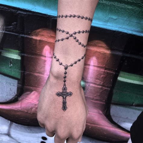 12 Hand Rosary Tattoo Ideas To Inspire You