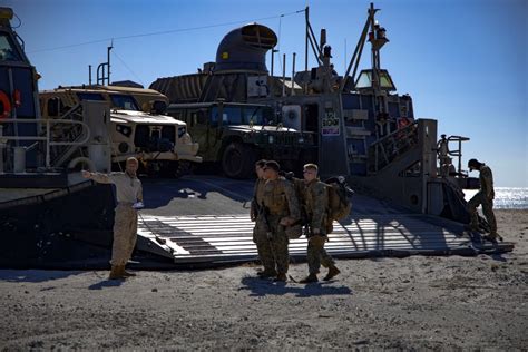 24Th Marine Expeditionary Unit Returns Home After Seven Month Deployment 24Th Marine Expeditionary Unit News