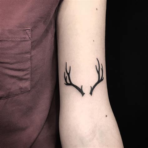 95 Best Simple Tattoos Designs Amp Meanings Trends Of 2019