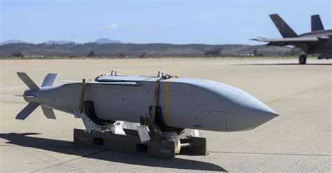 Agm154 Joint Standoff Weapon-2