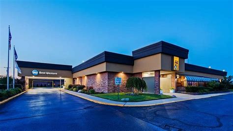 Best Western Woodhaven Inn Updated 2024 Prices Reviews Amp Photos Mi