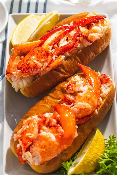 Connecticut Lobster Roll Warm Lobster Roll Drive Me Hungry