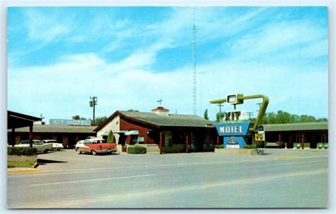 Dyer Indiana In Roadside Motel Breezy Point C1950s Lake County Postcard United States Indiana Other Postcard Hippostcard