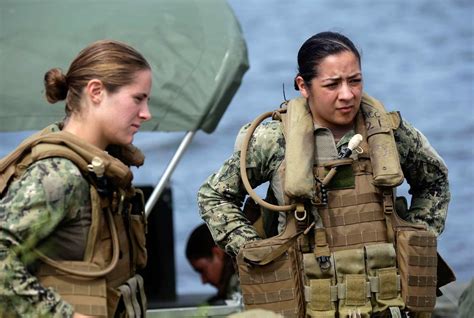 Female Navy Seals 2022