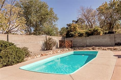 Holiday Home Bright Amp Spacious Home With Pool Albuquerque Usa