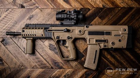Israel S Americanized Bullpup Versatile Tavor X95 Rifle Swat Survival Weapons Tactics