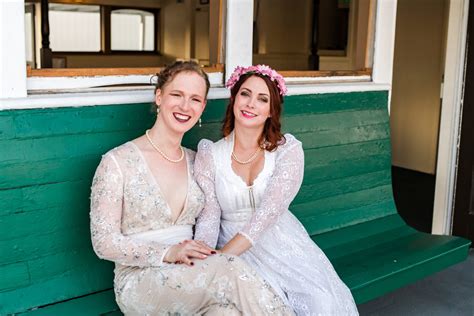 Lesbian Trans Sensual Experience: Unveiled