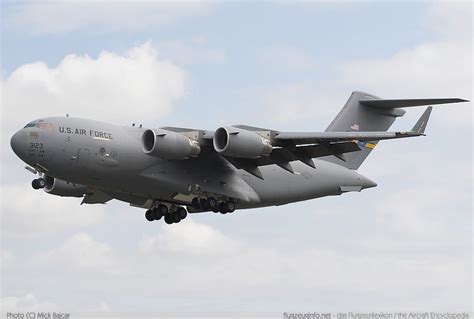 Mcdonnell Douglas Boeing C 17 Globemaster Iii Specifications