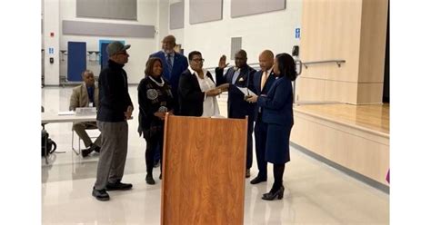 Paterson Board Of Education Swears In 3 Elects Martinez As President