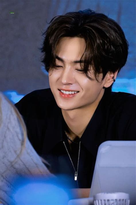 Pin Oleh Nini Di Jay Enhypen Lockscreens Gambar Pacar Aktor