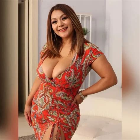 Sandra Paola: The Unveiled Secrets of Seduction