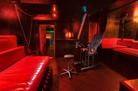 Exploring the Erotic World of Sex Clubs