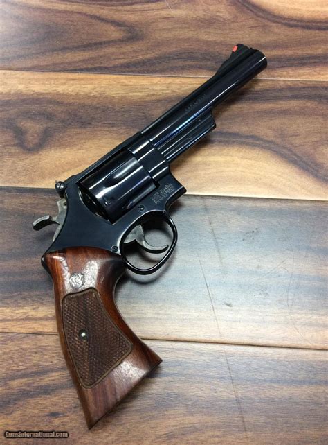 The Dirty Harry 44 Magnum A Look At The Smith Amp Wesson Model 29