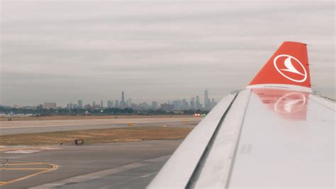 Turkish Airlines Pilot Dies Forcing Emergency Landing The New York Times