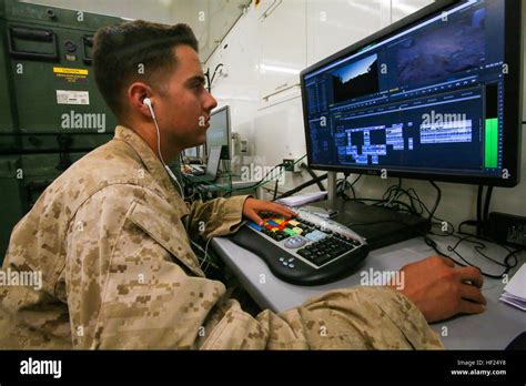 U S Marine Corps Cpl Donald Holbert With 1St Marine Division Combat