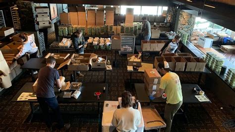 We Don T Need Fine Dining Right Now What Chefs Are Doing Amid Covid Pandemic Abc News