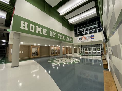 West Jordan Middle School